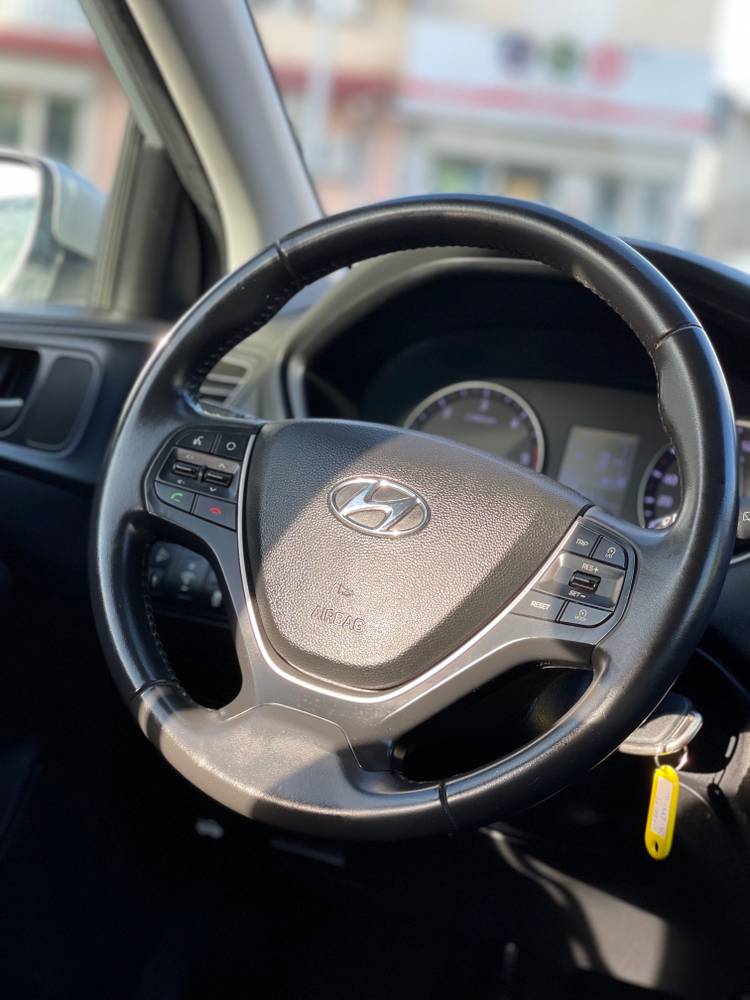 voiture occasion HYUNDAI I 20 à la Réunion disponible sur noutlauto.re