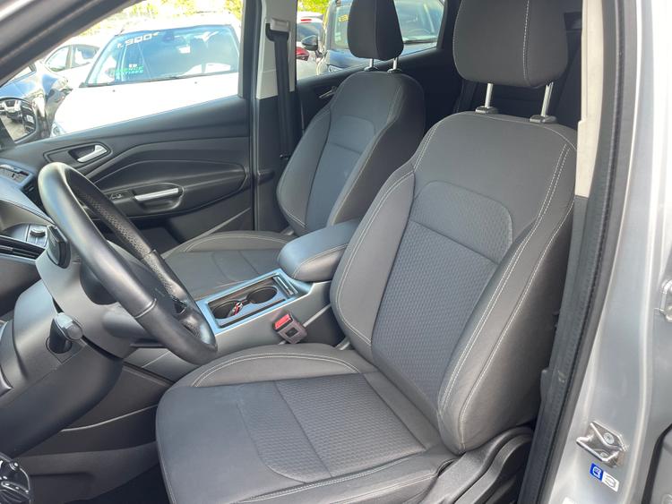 voiture occasion FORD KUGA à la Réunion disponible sur noutlauto.re