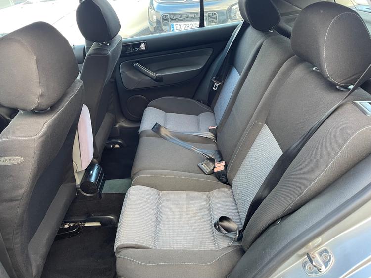 voiture occasion VOLKSWAGEN GOLF à la Réunion disponible sur noutlauto.re