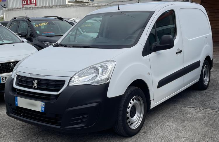 voiture occasion PEUGEOT PARTNER à la Réunion disponible sur noutlauto.re