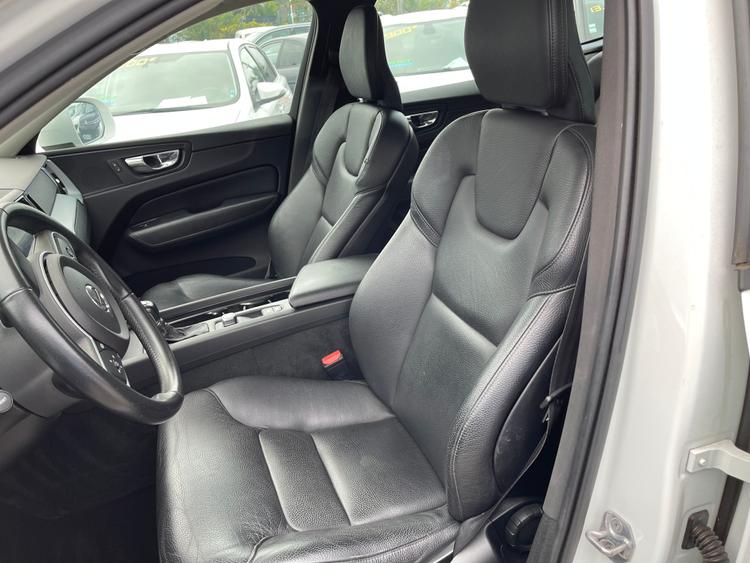 voiture occasion VOLVO XC 60 à la Réunion disponible sur noutlauto.re