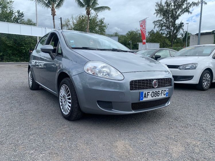 voiture occasion FIAT GRANDE PUNTO à la Réunion disponible sur noutlauto.re