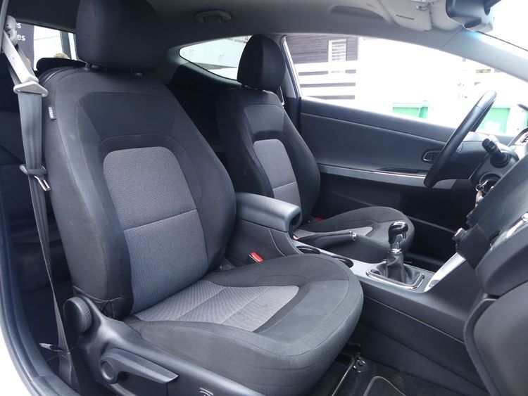 voiture occasion KIA CEE-D à la Réunion disponible sur noutlauto.re