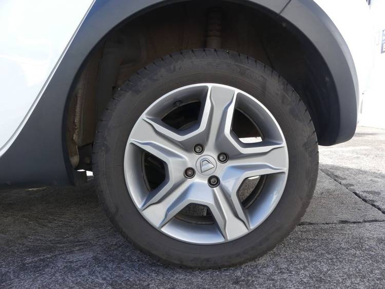 voiture occasion DACIA SANDERO à la Réunion disponible sur noutlauto.re