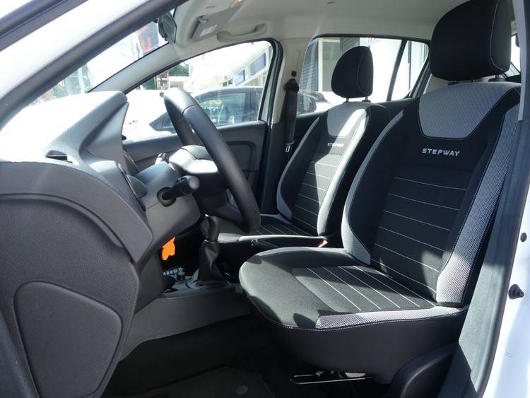 voiture occasion DACIA SANDERO à la Réunion disponible sur noutlauto.re