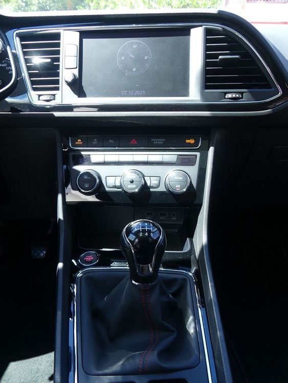 voiture occasion SEAT LEON à la Réunion disponible sur noutlauto.re