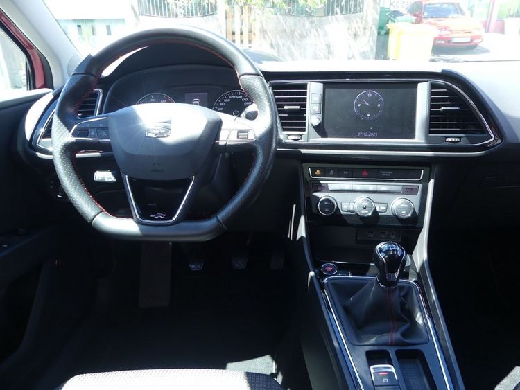 voiture occasion SEAT LEON à la Réunion disponible sur noutlauto.re