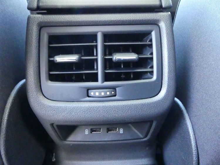 voiture occasion SEAT LEON à la Réunion disponible sur noutlauto.re