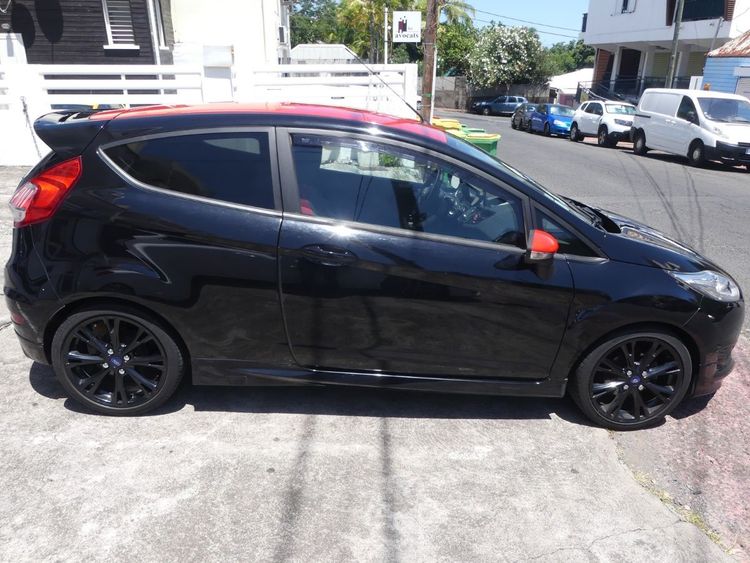 voiture occasion FORD FIESTA à la Réunion disponible sur noutlauto.re