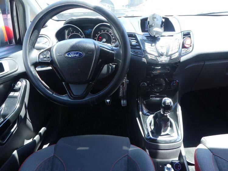 voiture occasion FORD FIESTA à la Réunion disponible sur noutlauto.re