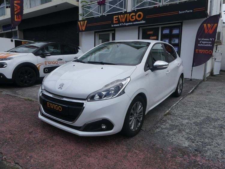 voiture occasion PEUGEOT 208 à la Réunion disponible sur noutlauto.re
