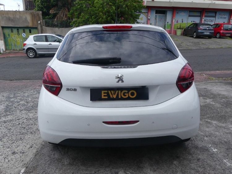 voiture occasion PEUGEOT 208 à la Réunion disponible sur noutlauto.re