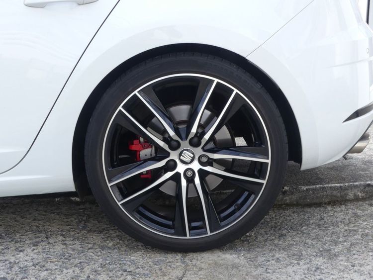 voiture occasion SEAT LEON à la Réunion disponible sur noutlauto.re