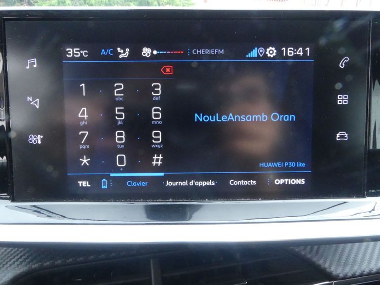 voiture occasion PEUGEOT 208 à la Réunion disponible sur noutlauto.re