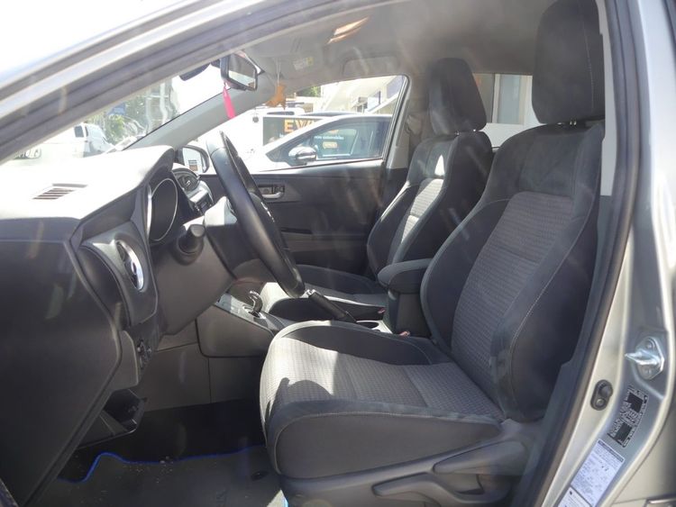 voiture occasion TOYOTA AURIS à la Réunion disponible sur noutlauto.re