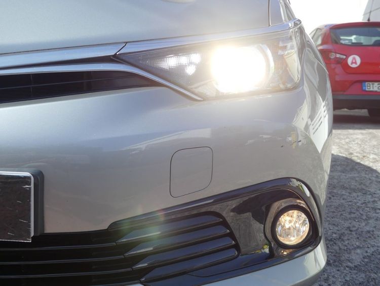 voiture occasion TOYOTA AURIS à la Réunion disponible sur noutlauto.re