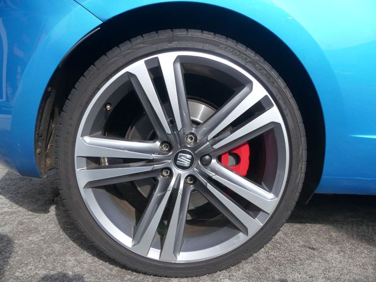 voiture occasion SEAT LEON à la Réunion disponible sur noutlauto.re