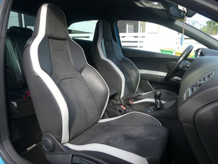 voiture occasion SEAT LEON à la Réunion disponible sur noutlauto.re