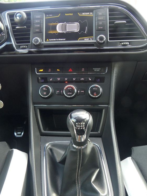 voiture occasion SEAT LEON à la Réunion disponible sur noutlauto.re