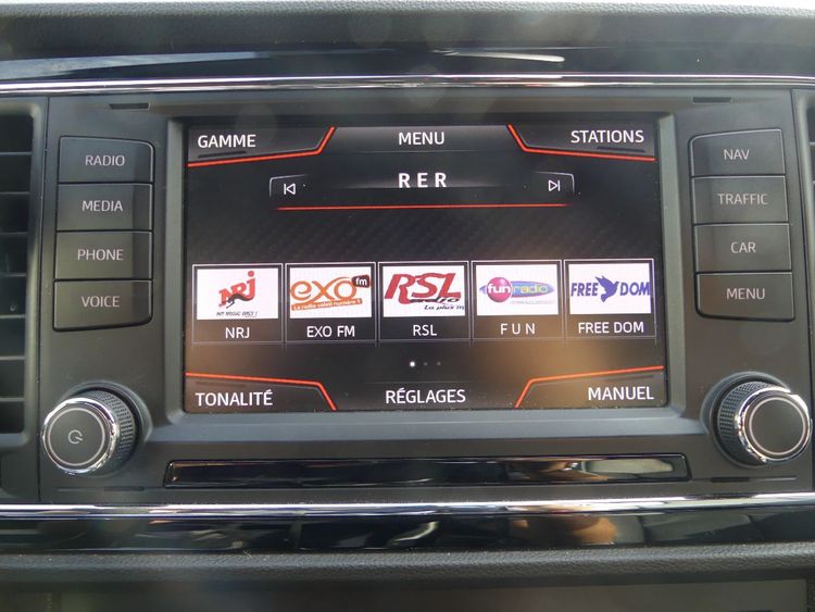 voiture occasion SEAT LEON à la Réunion disponible sur noutlauto.re