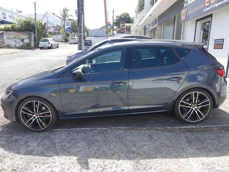 voiture occasion SEAT LEON à la Réunion disponible sur noutlauto.re