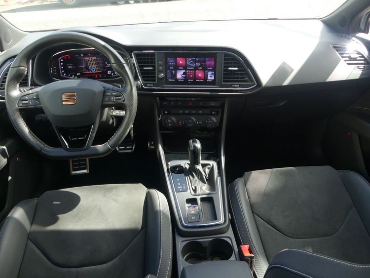 voiture occasion SEAT LEON à la Réunion disponible sur noutlauto.re