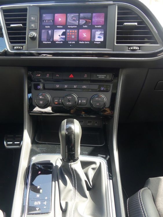 voiture occasion SEAT LEON à la Réunion disponible sur noutlauto.re