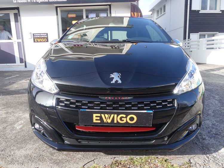 voiture occasion PEUGEOT 208 à la Réunion disponible sur noutlauto.re
