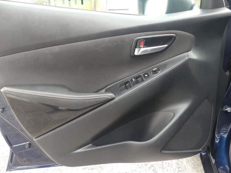 voiture occasion MAZDA 2 à la Réunion disponible sur noutlauto.re