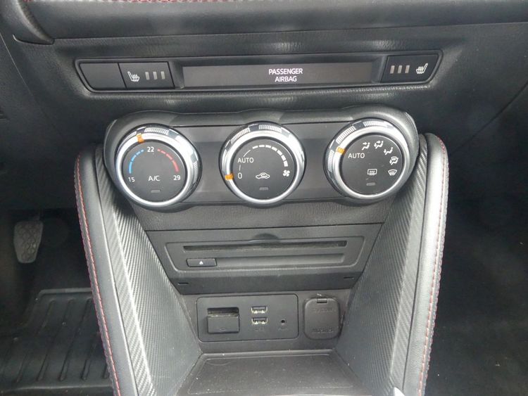 voiture occasion MAZDA 2 à la Réunion disponible sur noutlauto.re