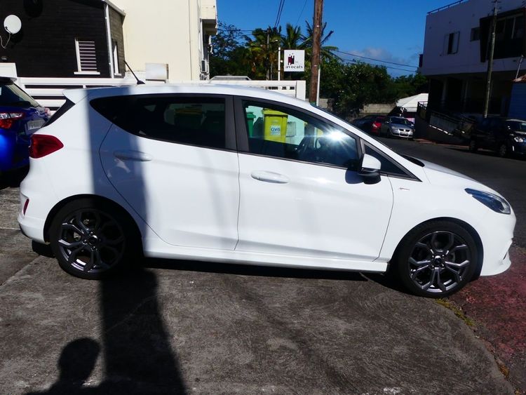 voiture occasion FORD FIESTA à la Réunion disponible sur noutlauto.re