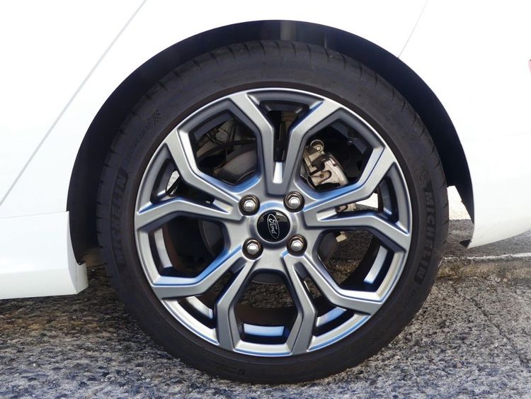 voiture occasion FORD FIESTA à la Réunion disponible sur noutlauto.re