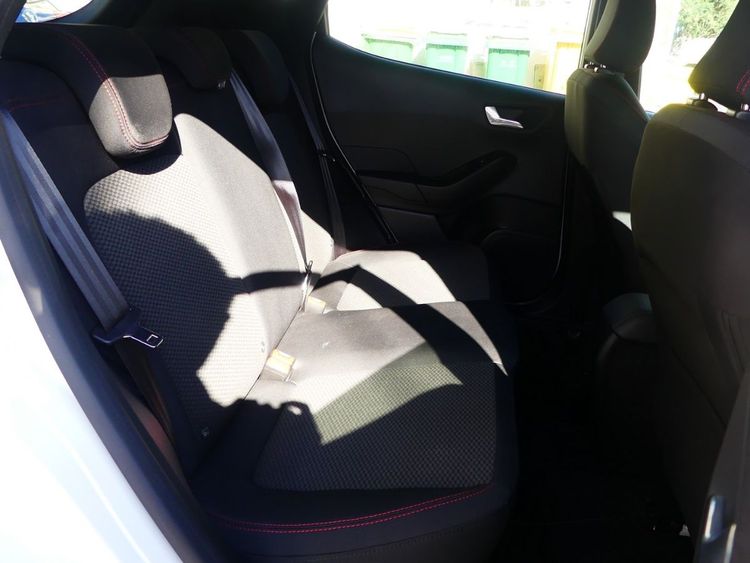 voiture occasion FORD FIESTA à la Réunion disponible sur noutlauto.re