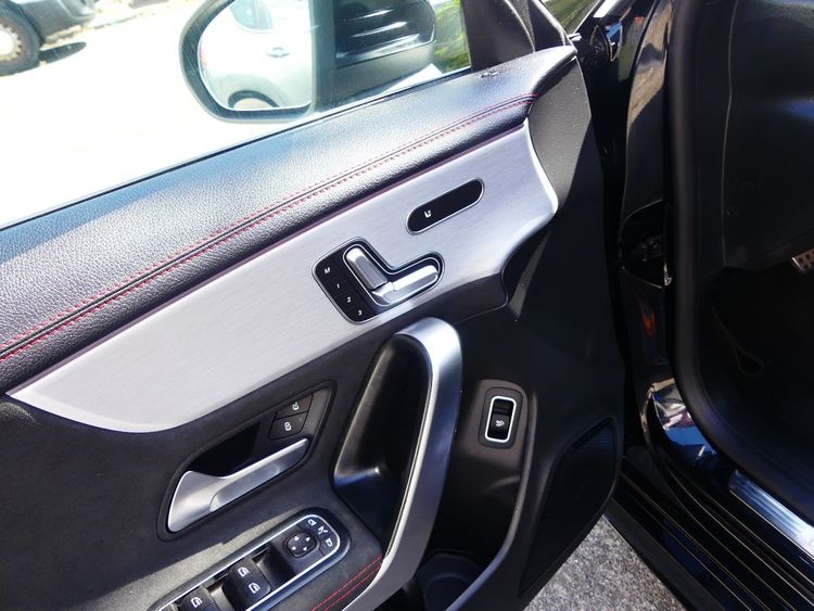voiture occasion MERCEDES CLASSE CLA à la Réunion disponible sur noutlauto.re