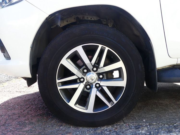 voiture occasion TOYOTA HILUX à la Réunion disponible sur noutlauto.re