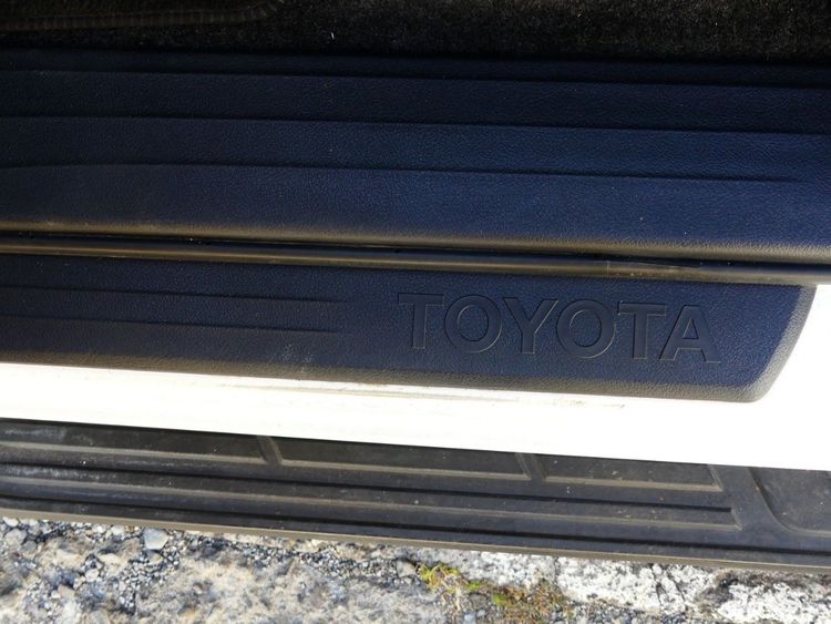 voiture occasion TOYOTA HILUX à la Réunion disponible sur noutlauto.re