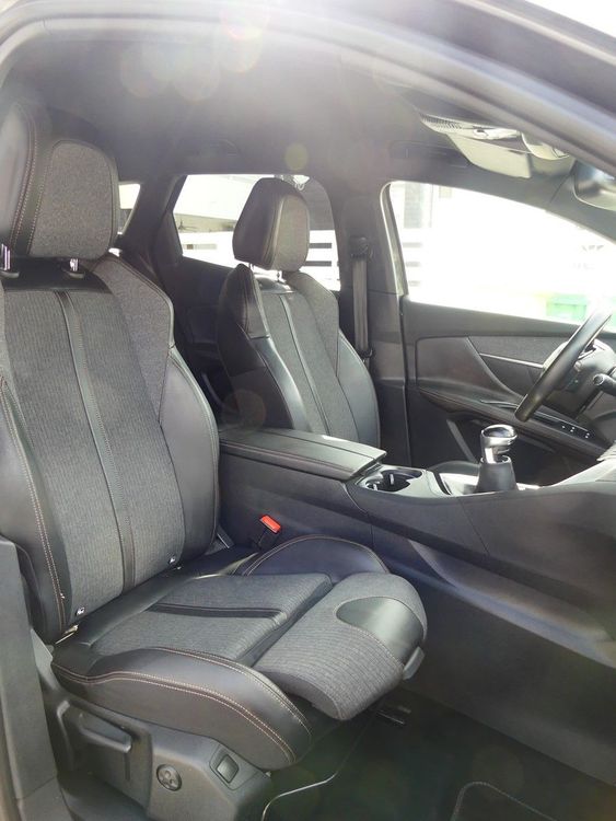 voiture occasion PEUGEOT 3008 à la Réunion disponible sur noutlauto.re