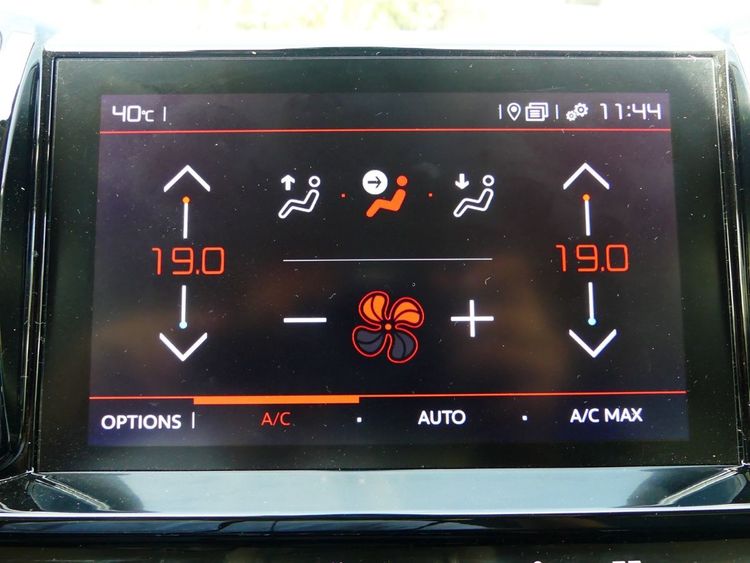 voiture occasion CITROEN C5 AIRCROSS à la Réunion disponible sur noutlauto.re