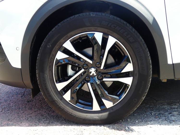 voiture occasion PEUGEOT 2008 à la Réunion disponible sur noutlauto.re