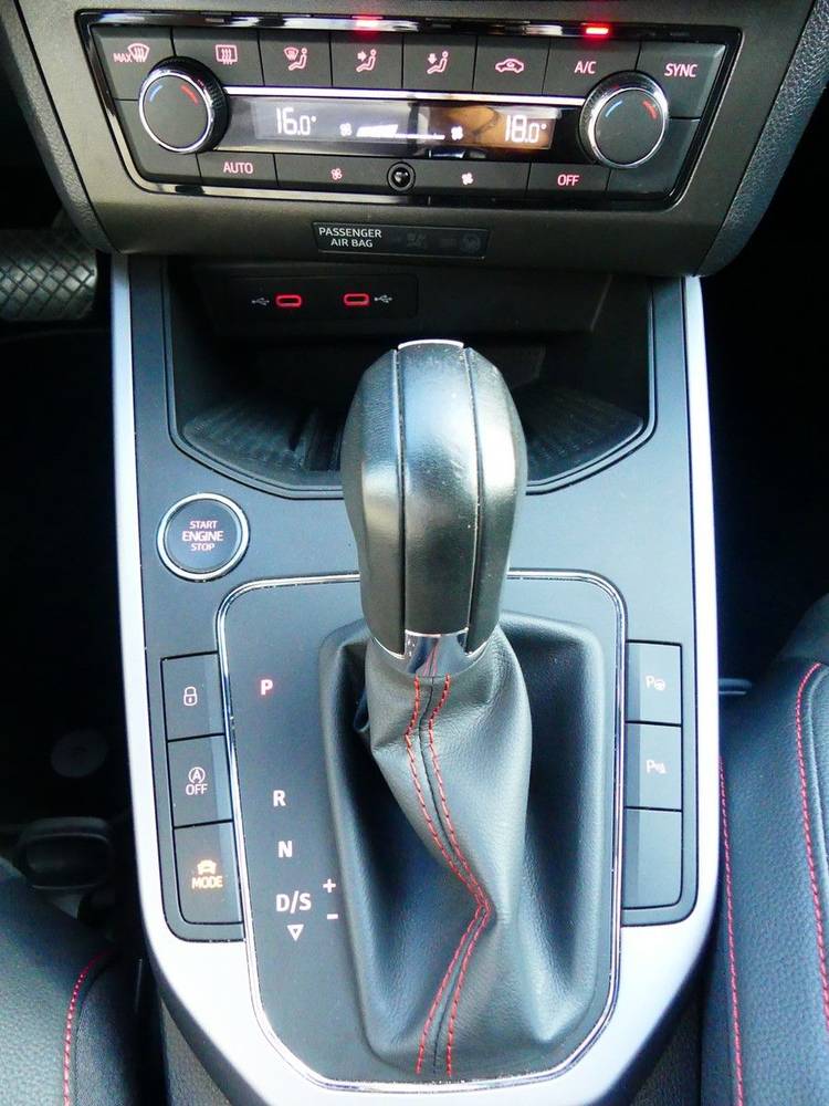 voiture occasion SEAT ARONA à la Réunion disponible sur noutlauto.re