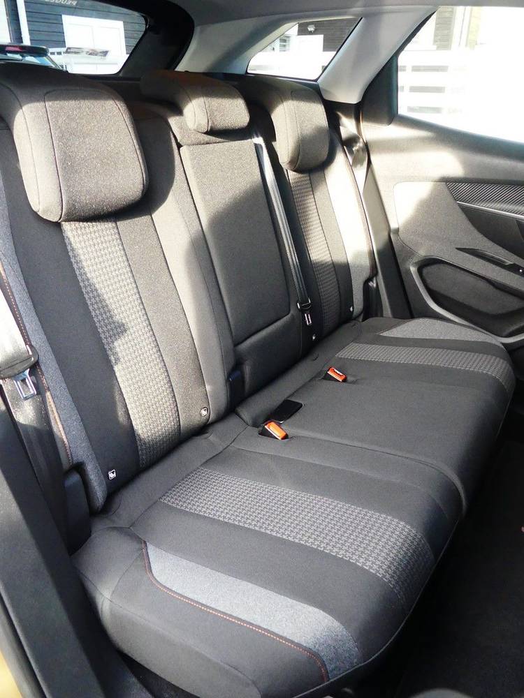voiture occasion PEUGEOT 3008 à la Réunion disponible sur noutlauto.re