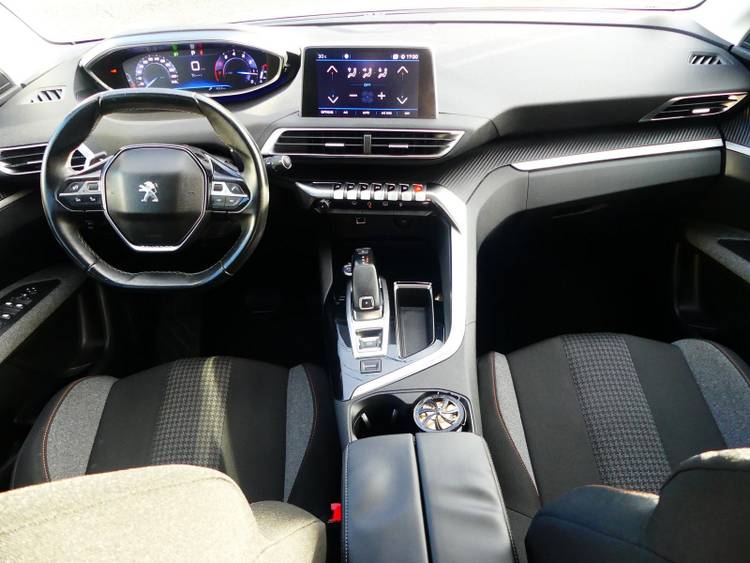 voiture occasion PEUGEOT 3008 à la Réunion disponible sur noutlauto.re