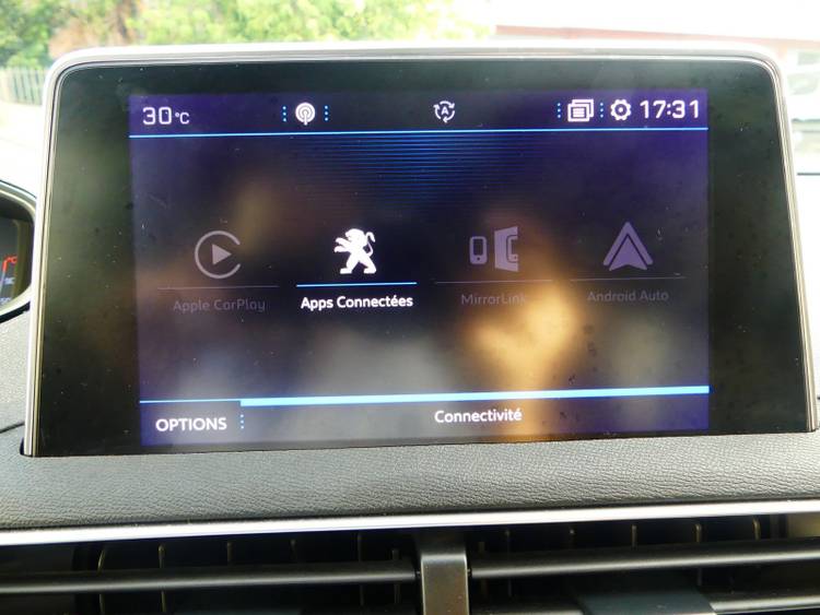 voiture occasion PEUGEOT 3008 à la Réunion disponible sur noutlauto.re