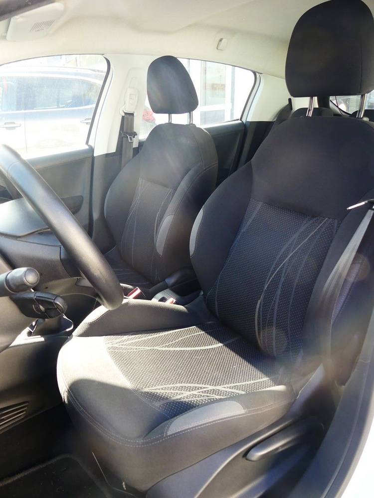 voiture occasion PEUGEOT 208 à la Réunion disponible sur noutlauto.re