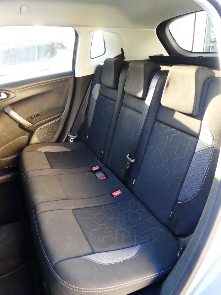 voiture occasion PEUGEOT 2008 à la Réunion disponible sur noutlauto.re