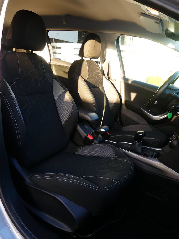 voiture occasion PEUGEOT 2008 à la Réunion disponible sur noutlauto.re