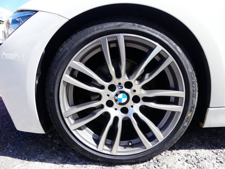 voiture occasion BMW SERIE 3 à la Réunion disponible sur noutlauto.re