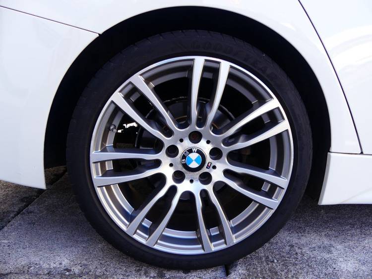 voiture occasion BMW SERIE 3 à la Réunion disponible sur noutlauto.re