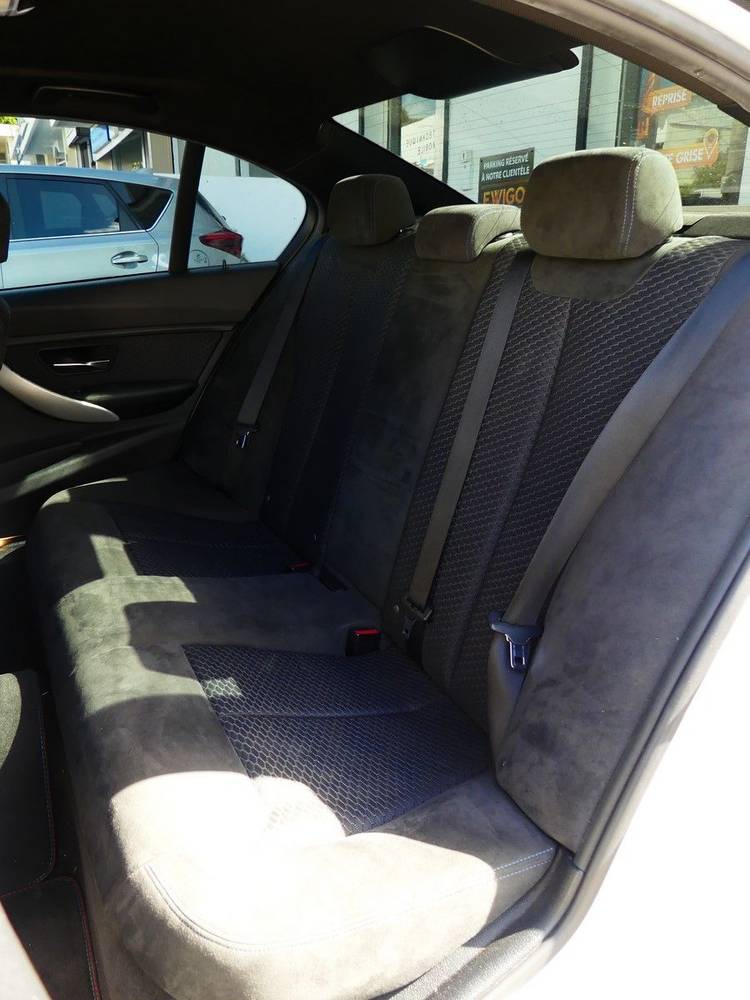voiture occasion BMW SERIE 3 à la Réunion disponible sur noutlauto.re