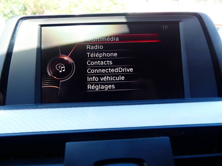voiture occasion BMW SERIE 3 à la Réunion disponible sur noutlauto.re